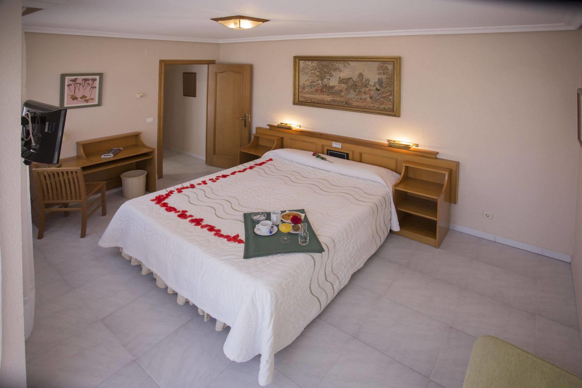 Hotel Don Rodrigo Palencia Dış mekan fotoğraf